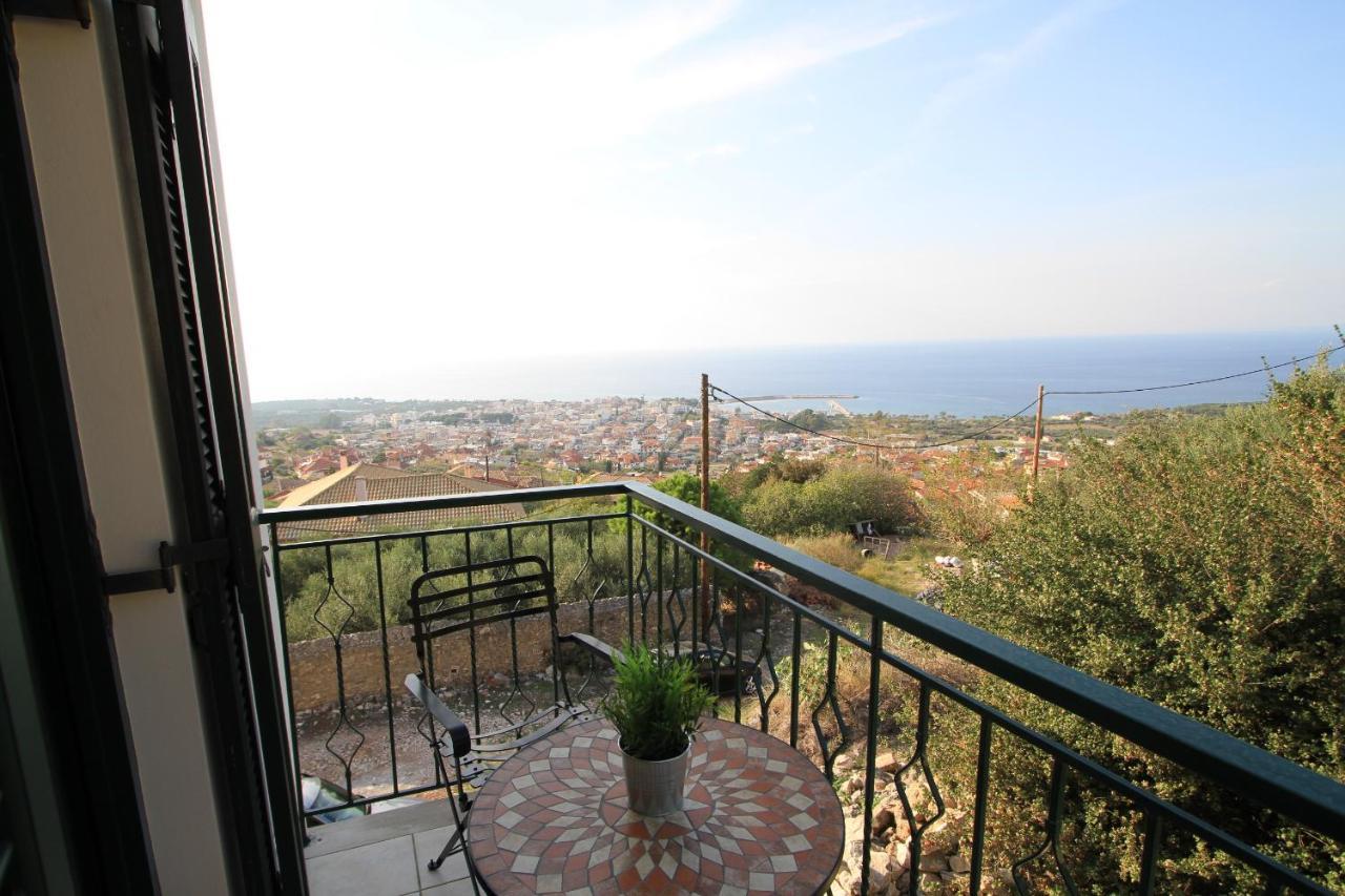 Kiparissia Castle & Sea View Villa Kyparissia Buitenkant foto